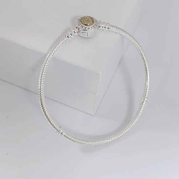 Pandora Moments Logo Clasp Snake Chain Bracelet Jewelry - Picture 3 of 8